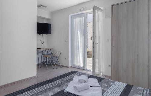 Nice Apartment In Crikvenica With Wifi