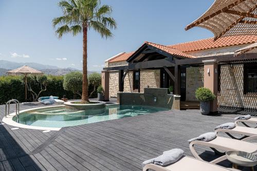 Villa Peacock with Spa Facilities