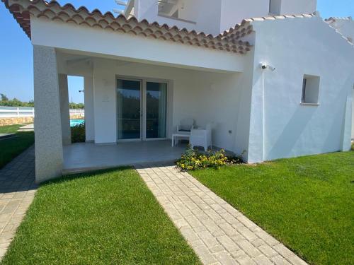 Vonkajšia záhrada v ubytovaní Villa Lentischio