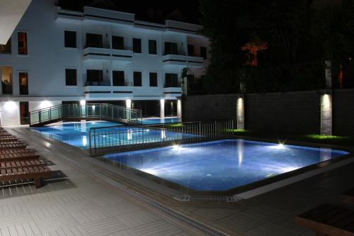 Piscina en o cerca de Malahit Exclusive City Hotel