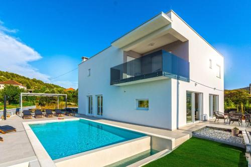 Beautiful Villa Tala – Photos 2