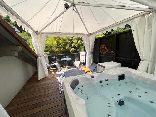 Φωτογραφία από το άλμπουμ του Suite Verte Vallée Meisenthal spa privatif σε Meisenthal