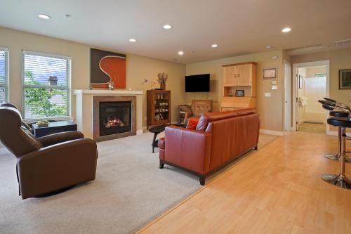 Downtowner Apartment home – Photos 3