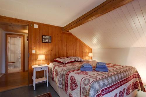 Postel nebo postele na pokoji v ubytování Chalet Le Tsalè