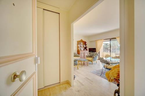 Photo de la galerie de l'établissement 3 bedrooms Cannes Center south terrace, à Cannes