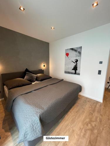 صورة لـ "Auslese 54" -Direkt am Moselufer- Gästezimmer & Ferienwohnung في ترابن ترارباخ