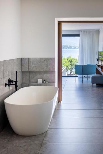 Gallery image of Hotel Restaurant Mariosa in Porto-Vecchio