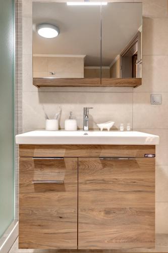 TAKIS GUESTHOUSE-Orneda-HERMOUPOLIS