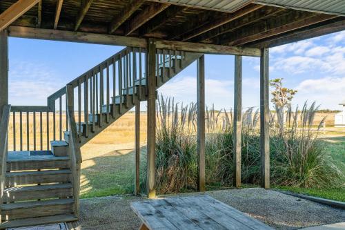 Μπαλκόνι ή βεράντα στο Griffin by Oak Island Accommodations