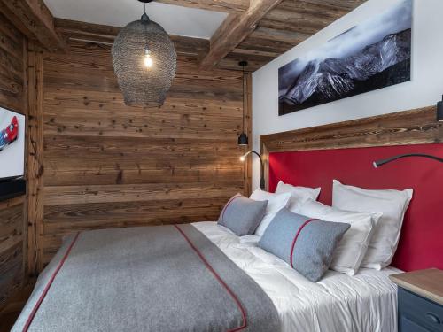Chalet luxueux avec 5 chambres, hammam, cheminée et grande terrasse au cœur de Val d'Isère