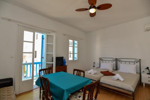 Naxos 3 min from port central apartment