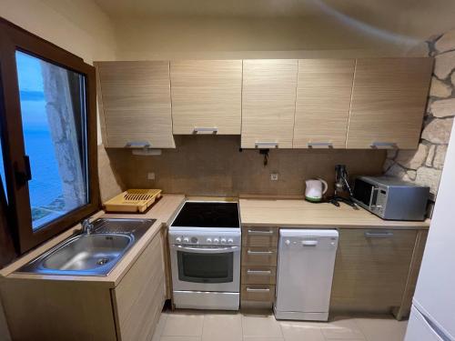 Dapur atau dapur kecil di Villa Sunrise