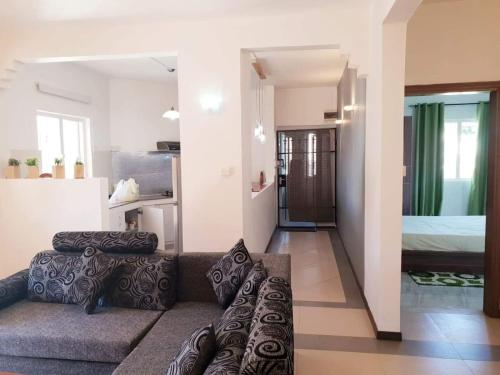 3 Bed Appartment Pereybereにあるキッチンまたは簡易キッチン