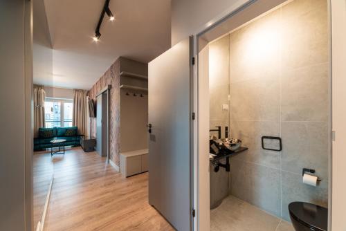 Ett badrum på Mennica Residence Luxury Location