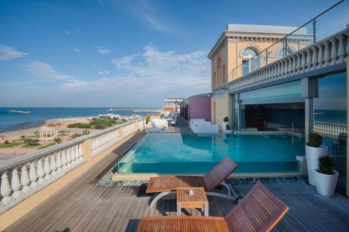 Gallery image of GH Palazzo Suite & SPA in Livorno