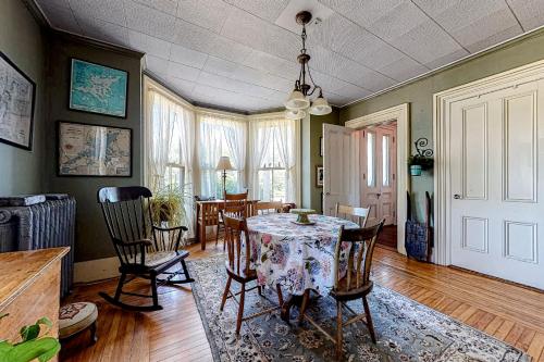 Dearborn Place – Photos 4