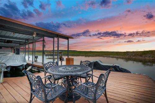 JBARJ Lake Lodge – Photos 3