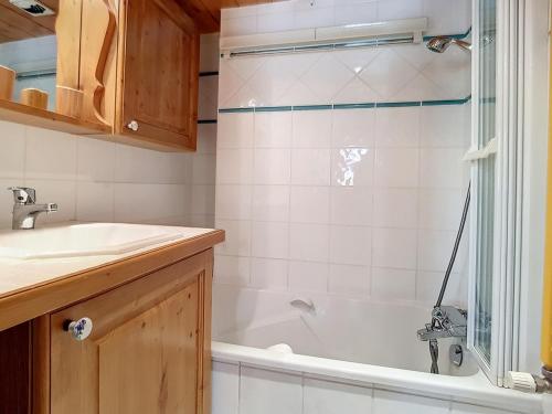 Appartement 3 pièces, balcon, proche pistes, 6 pers, 3 Flocons Argent - FR-1-344-823