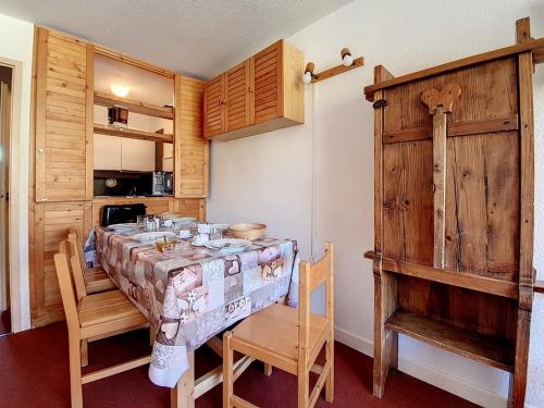 Appartement lumineux 5 pers, ski aux pieds, balcon exposé Sud - FR-1-344-1001