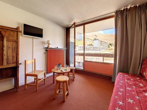 Appartement lumineux 5 pers, ski aux pieds, balcon exposé Sud - FR-1-344-1001
