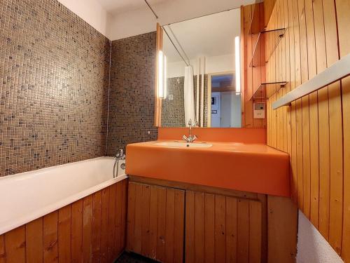 Appartement lumineux 5 pers, ski aux pieds, balcon exposé Sud - FR-1-344-1001