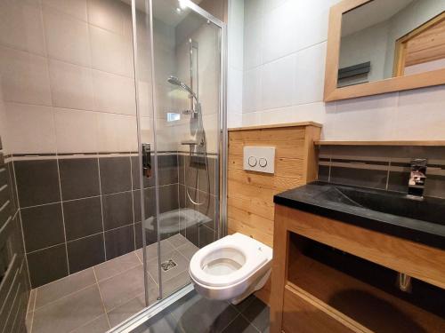 Appartement rénové lumineux 6 pers avec balcon aux Gets