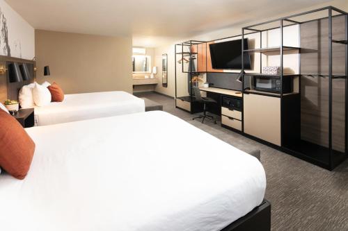 Waypoint Hotelにあるベッド