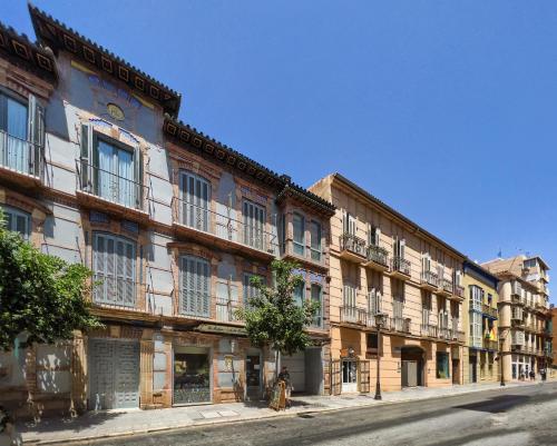 Holidays2Malaga Victoria next Old Town High Speed WIFI