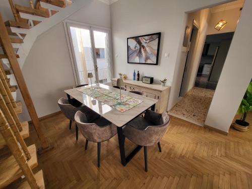 Maria's Maisonette