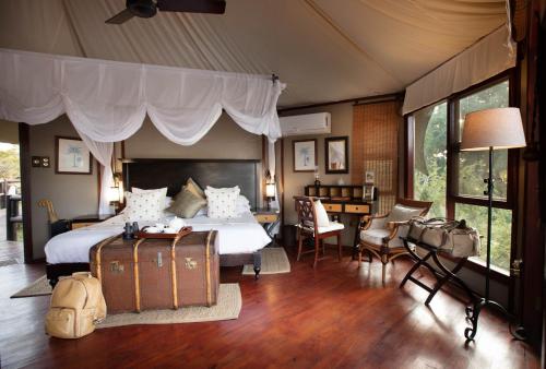 Foto da galeria de Hamiltons Tented Camp em Mluwati Concession 