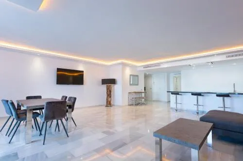 B51 Executive Flats Marbella photo 32