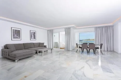 B51 Executive Flats Marbella photo 27