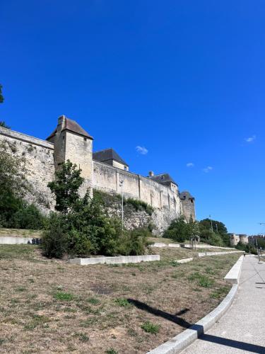 Fotografia z galérie ubytovania Superbe appartement avec accès patio v destinácii Caen