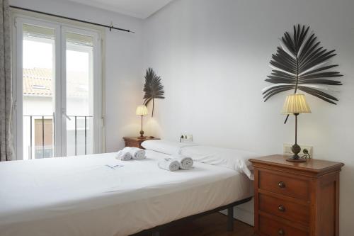 Ein Bett oder Betten in einem Zimmer der Unterkunft Artzain - Basque Stay