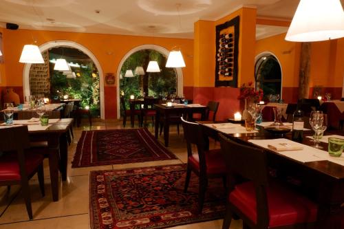 Restaurace v ubytování Villa Miravalle