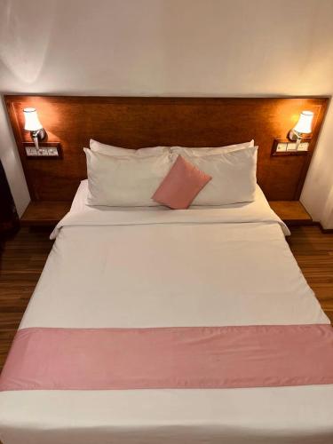 Cama o camas de una habitación en Pearlshine Retreat Maldives