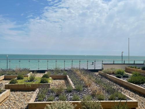 Beautiful apartment on Ramsgate sea-front – Photos 2