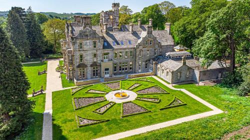 Zahrada ubytování Rowley House at Stone Cross Mansion