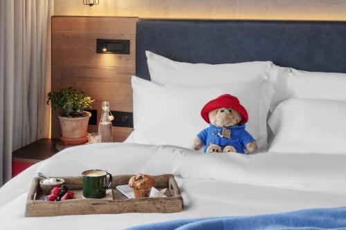 Postel nebo postele na pokoji v ubytování Treehouse Hotel London