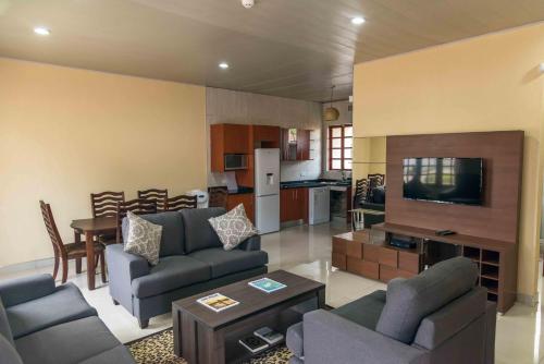 Zona de estar de Luxurious Chimwemwe I - Kat-Onga Apartments