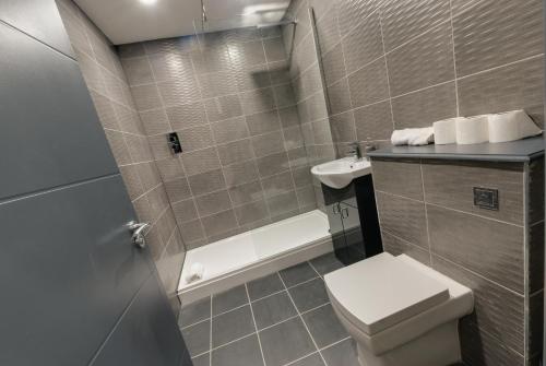 Koupelna v ubytování Harrisons Aparthotel Liverpool