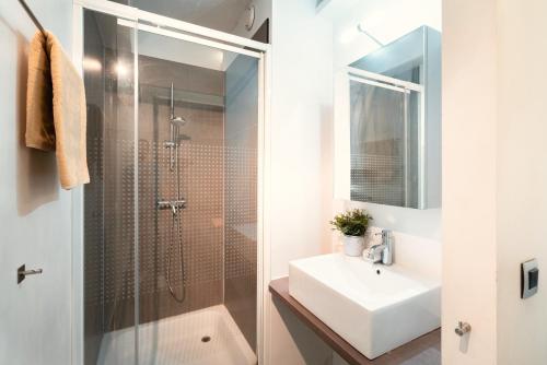 Ένα μπάνιο στο Aspen Lodge in the Center of Antwerp