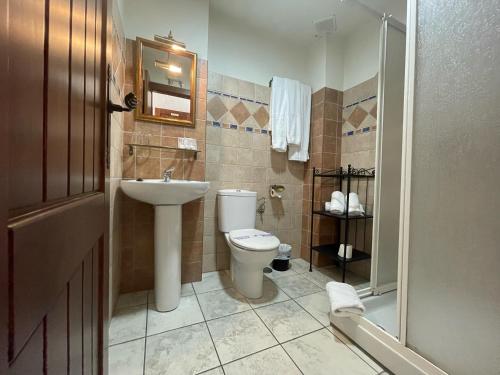 Koupelna v ubytování Hotel Al-Andalus