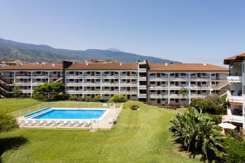 Vista de la piscina de Prime Parque Avoceta Apartment o d'una piscina que hi ha a prop