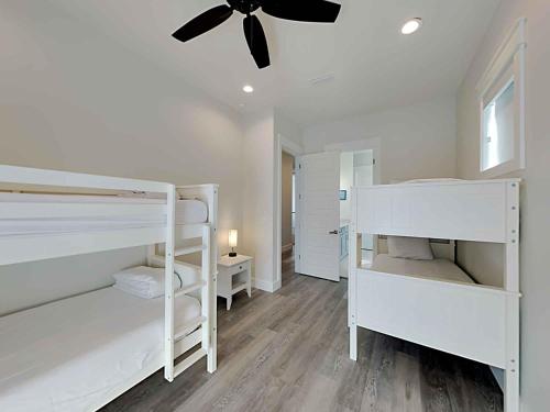 Gallery image of Seabreeze - 30A by Southern Vacation Rentals in Blue Mountain Beach