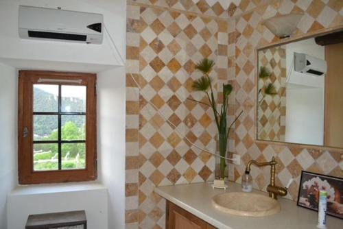 Billede fra billedgalleriet på Deux chambres d hôtes attenantes avec salon salle à manger privatif en Cévennes Gardoises i Saint-Jean-du-Gard