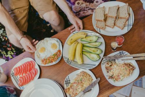 Mad i den private indkvartering eller i nærheden
