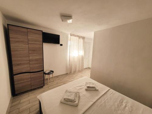 Postel nebo postele na pokoji v ubytování Cabana Vărad Coronini