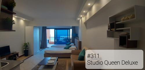 Μια τηλεόραση ή/και κέντρο ψυχαγωγίας στο Alia Beach Residence