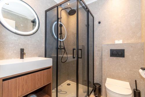 Bilik mandi di Hotel Batuda